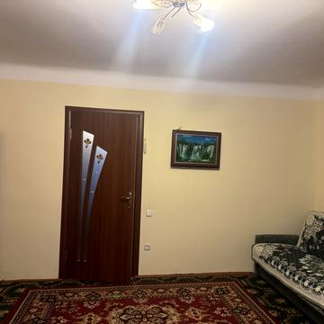 Довгопільська вул., 9