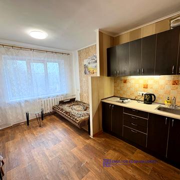 Краснопільська вул., 6