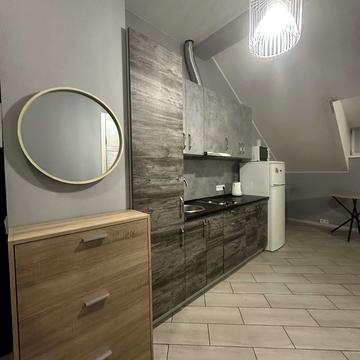 Миколаївська вул. (Короленка), 25