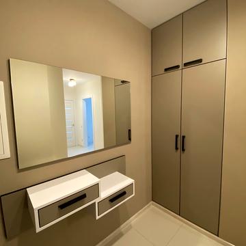 Феодосійська вул., 1-А