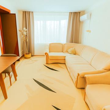 Мрії вул. (Воїнів-Інтернаціоналістів), 4