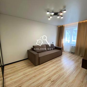 Поштовий просп. (Карла Маркса), 76