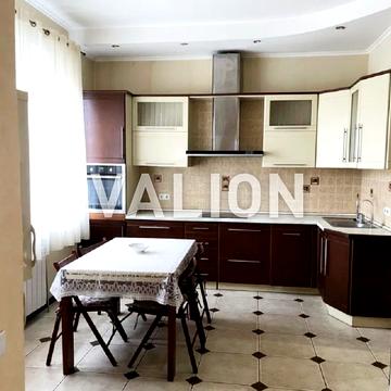 Урлівська вул., 16/37