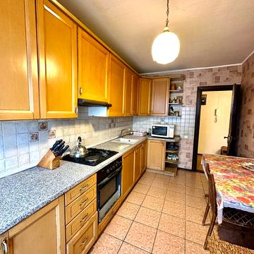 Будівельників вул. (Фрунзе), 12