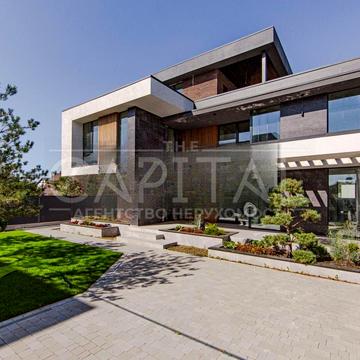 Павла Потоцького вул., 13