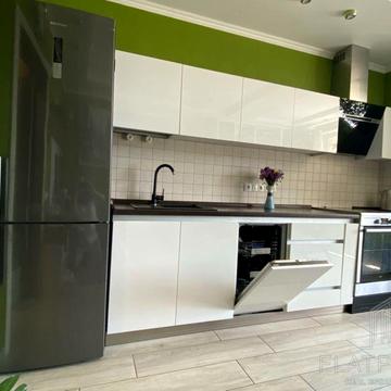 Ярослава Гашека бульв., 8-А