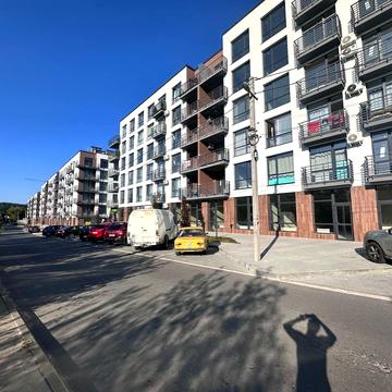 Бічна Львівська вул., 92