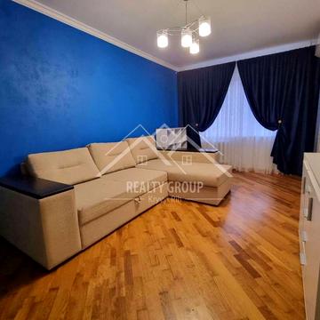 Миколаївське вул., 12