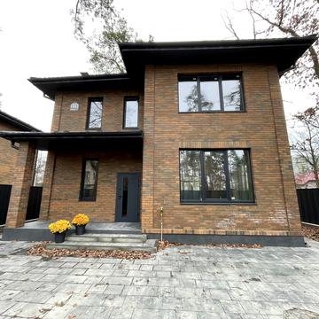 Північна вул., 22