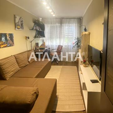 Академіка Філатова вул., 18