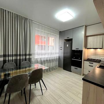 Карпа Валовня вул., 14/1