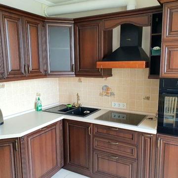 Райдужна вул., 31