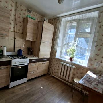 Камянецька вул., 56