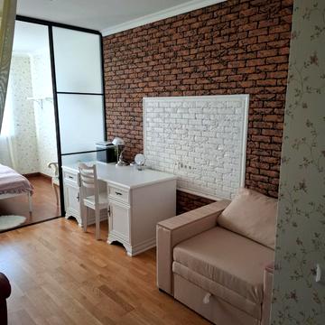 Авіаконструктора Ігоря Сікорського вул. (Танкова), 1