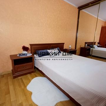 Братства Тарасівців вул. (Декабристів), 12/37