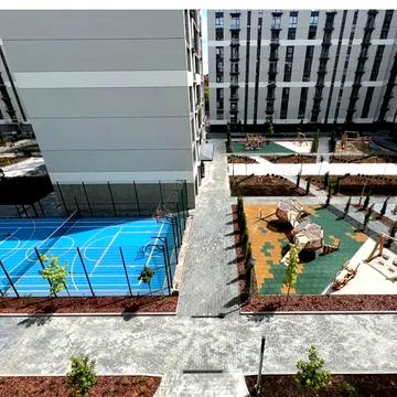 Олександра Довженка вул., 29