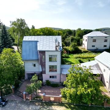 стефаника, 44