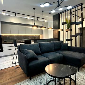 Княгинин вул., (Будинок 9)