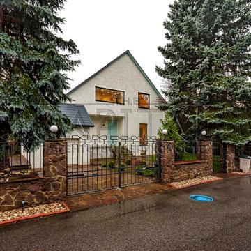 Золотоворітська вул.