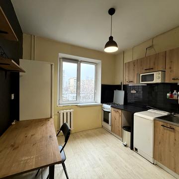 Райдужна вул., 11-А