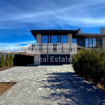 Вишнева вул.