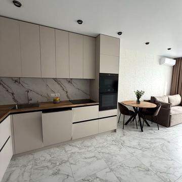 Родини Крістерів вул., 14