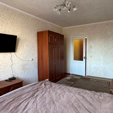 Максима Залізняка вул., 18