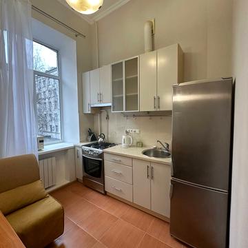 Басейна вул., 12