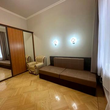 Басейна вул., 12