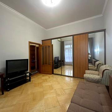 Басейна вул., 12