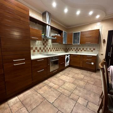 Жилянська вул., 59