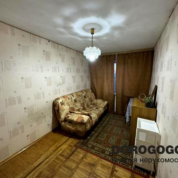 Відрадний просп. (Чубаря), 38