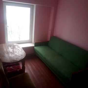 Івана Левинського вул., 6