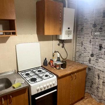 Дністерська вул., 1а