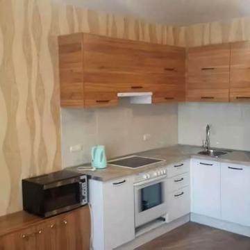 Олександра Попова вул., 3