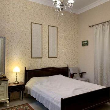 Шота Руставелі вул., 32