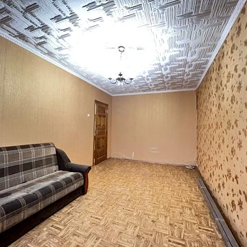 Гвардійців-Широнінців вул., 108