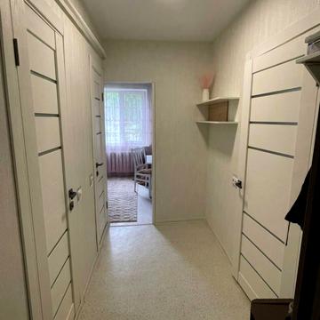 Великотирновська вул., 18