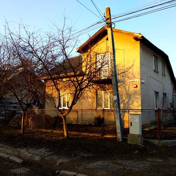 Коломийська вул., 22а