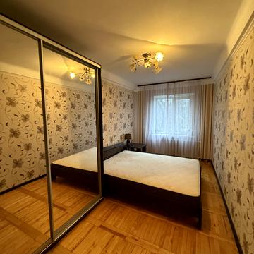 Запорізького Козацтва вул., 11а