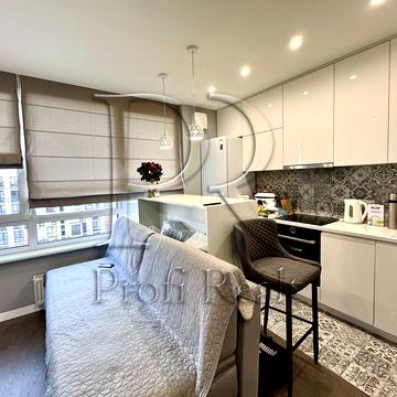 Салютна вул., 2к17