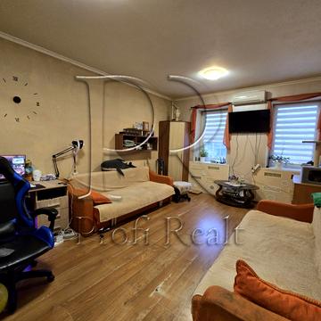 Патріарха Мстислава Скрипника вул., 1