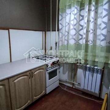 Деревянка вул., 14