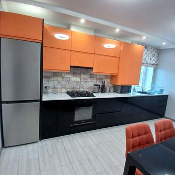 Андрія Мельника вул., (Будинок 7)