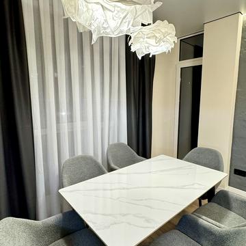 Героїв Майдану вул. (Червоноармійська), 270