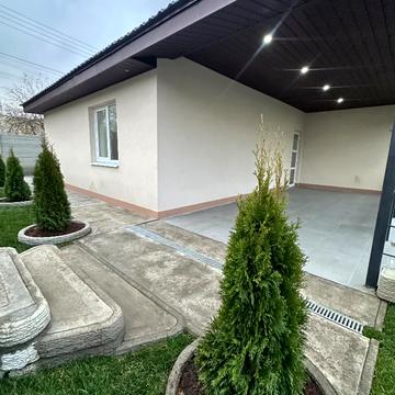 Сурська вул., 39