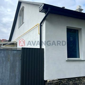 Хрещатик вул., 106