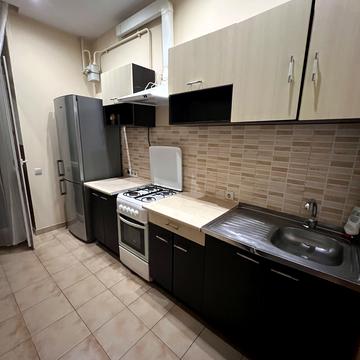 Залізнична вул., 7Л