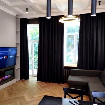 Михайлівська вул., 16-Б