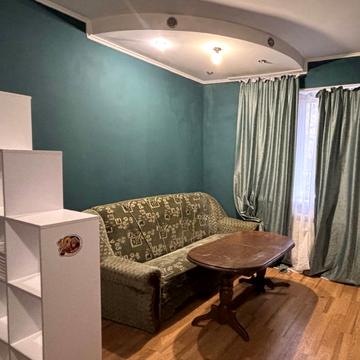 Володимира Івасюка просп. (Героїв Сталінграду), 42